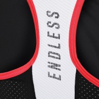 Camiseta preta Endless Mile